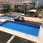Stone House Aparts 2 1 Mit Poolterrasse No 2 Apartamento Kalkan